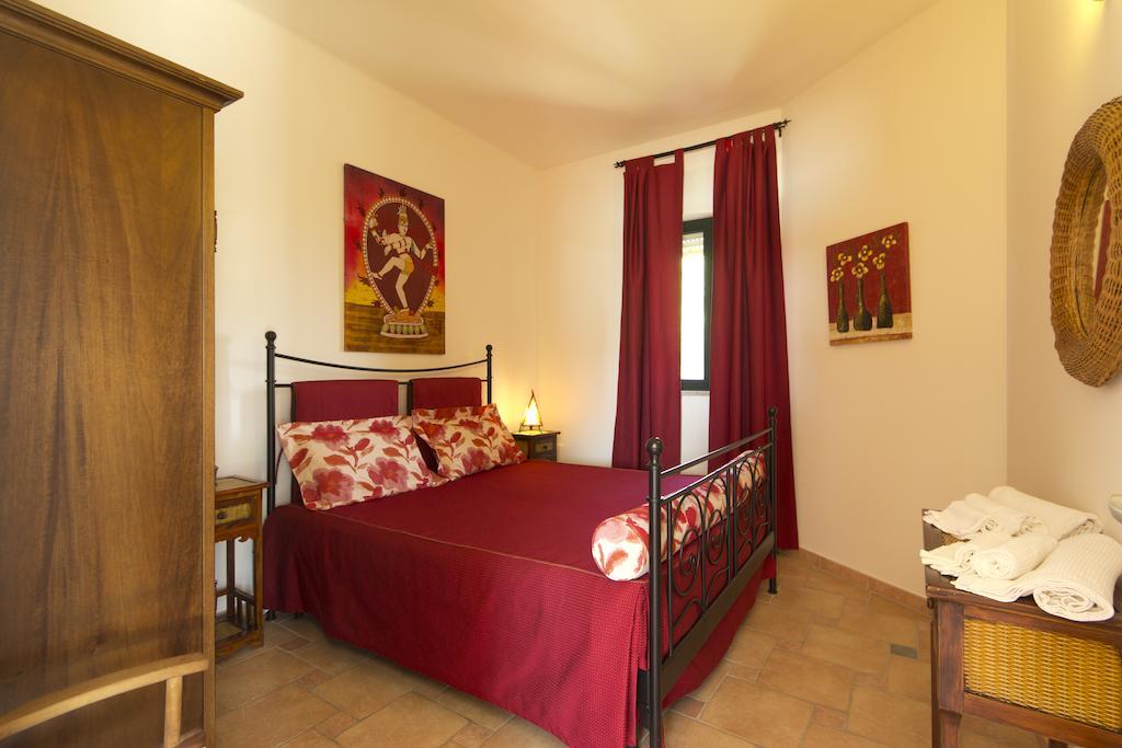B&B Neptunia Fronte Mare Torre Specchia Ruggeri Quarto foto